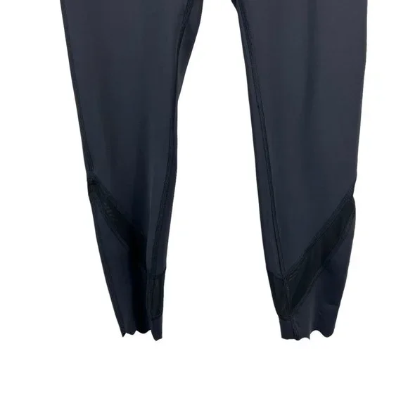 Peloton Women's Move Scalloped Hem High Rise Crop Leggings Black Size L HO121 - Picture 5 of 11